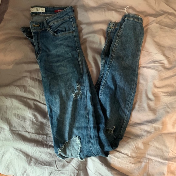 Zara Pants - Zara Trafaluc Ripped Denim Skinny Jeans High-Rise